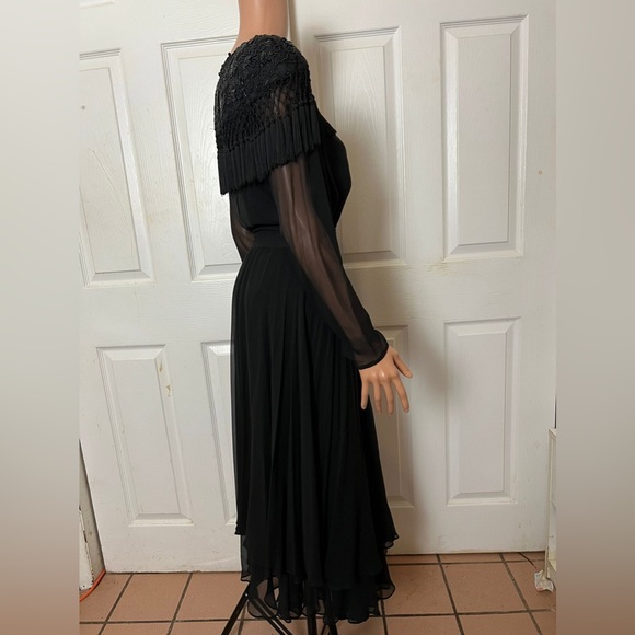 Diane Freis 2 Piece 100% Silk Tassels Blinged Top with 2 layers Flared Skirt - Picture 9 of 14